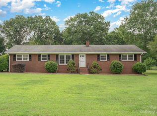 12408 Oakhaven Dr, Charlotte, NC 28273