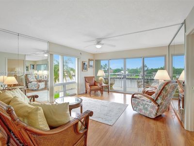 2611 N Riverside Dr APT 301, Pompano Beach, FL, 33062