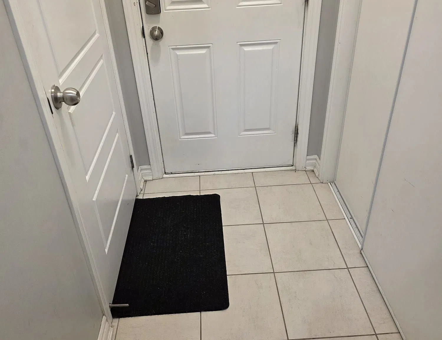 2 bed, $1,600 — Photo 2