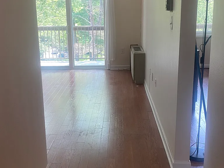 7420 Lakeview Dr #W405 — Photo 2