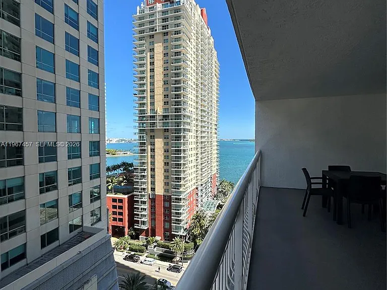 1200 Brickell Bay Dr #1712 — Photo 2