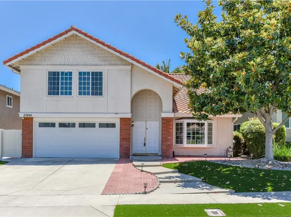 23842 Helsinki St, Mission Viejo, CA 92691