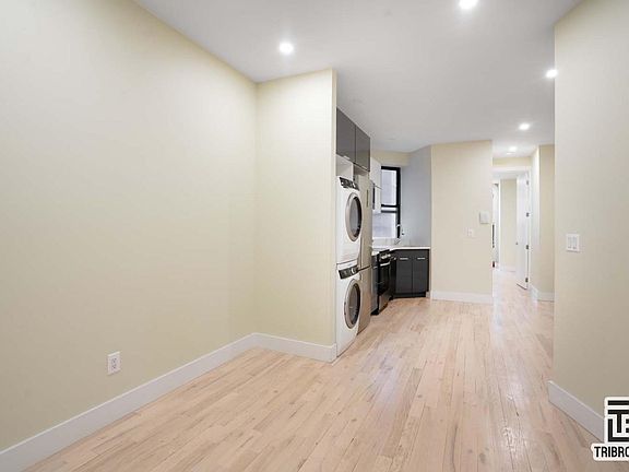 5th image of 728 Amsterdam Ave APT 3N