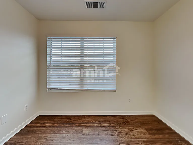 3840 Holliwell Pass — Photo 20