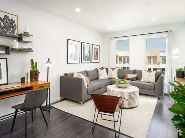 4300 Collins Ct, Mountain View, CA