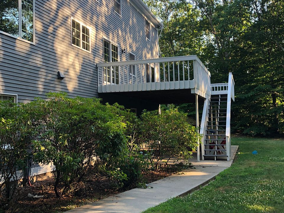 2nd image of 215 Boulder Way