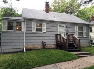 1082 James Ave, Saint Paul, MN 55105