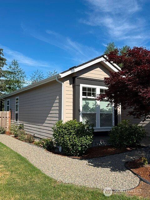 1st image of 92 Sunset Meadows Lane