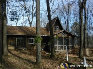 N7898 County Road G, Iola, WI 54945