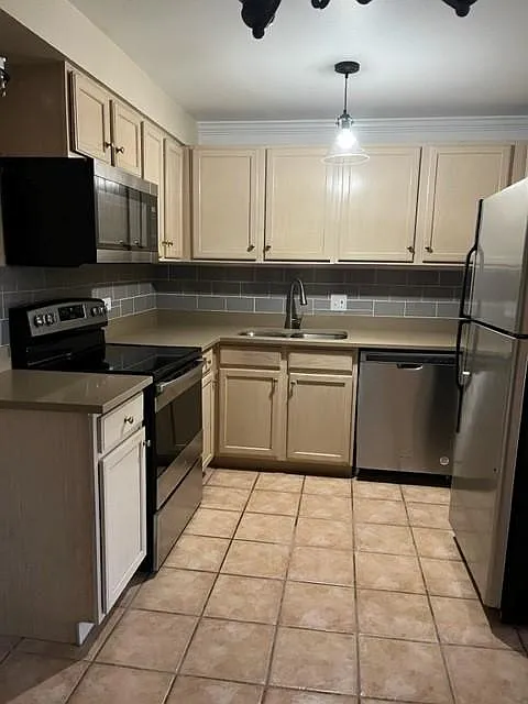 Building Photo - 3047 W 47th Ave #411
