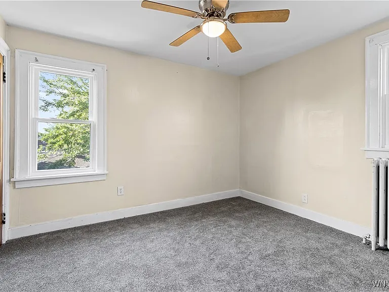 71 Gerald Ave #UPPER — Photo 8