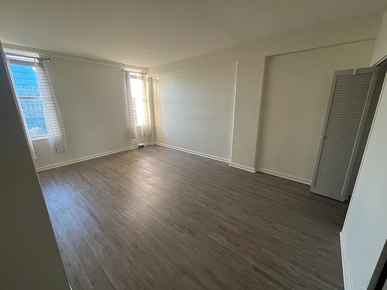 14 Lockwood Dr #7H — Photo 41
