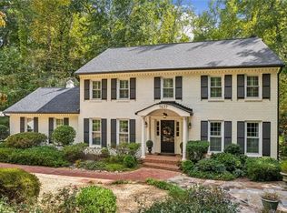 1637 Red Fox Run SW, Lilburn, GA 30047