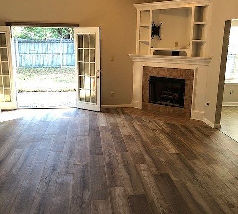3rd image of 8151 Charrington Forest Blvd