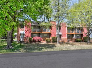 605 W Benton St APT D, Siloam Springs, AR 72761