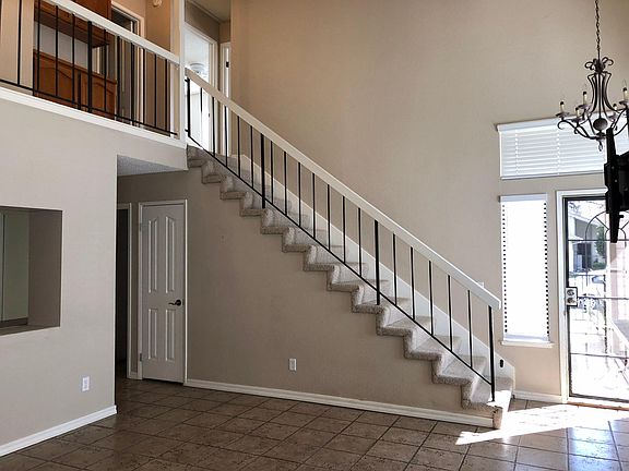 3rd image of 31 Estuary Ct