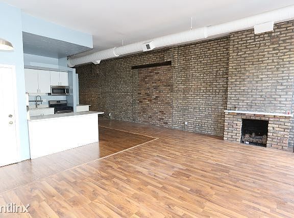 4th image of 1570 N Milwaukee Ave #2B