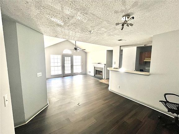 3rd image of 3622 Shepherds Path