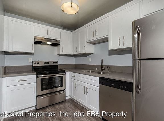 5th image of 4471 44th St #302