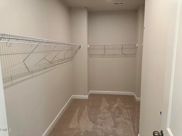 202 Solaire Aly #A — Photo 5