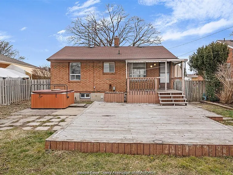 1217 Harrison Ave — Photo 25