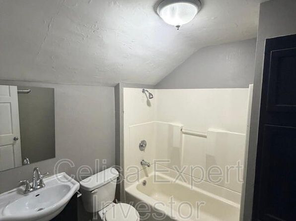 454 Kinnaird Ave
