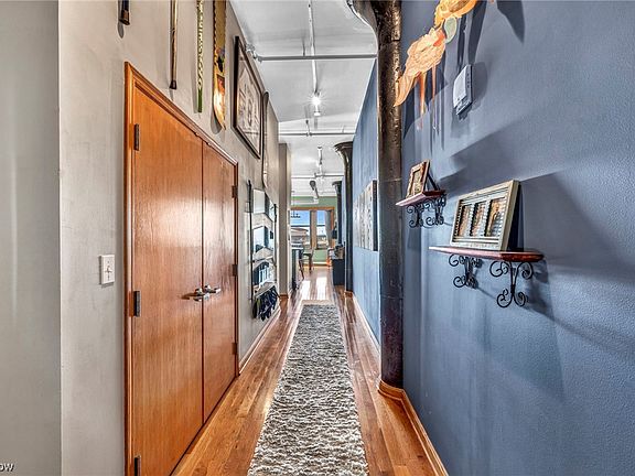 3rd image of 2077 E 4th St #8