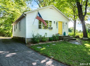 30 Carter Hill Rd, Clinton, CT 06413