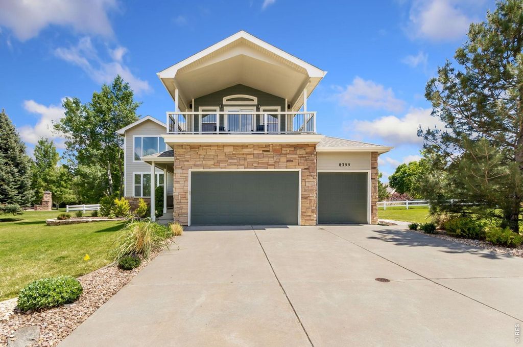8355 Louden Cir