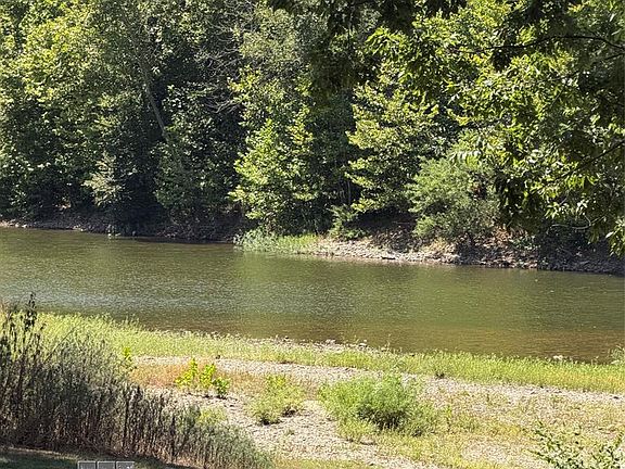 3rd image of 10 Riverstone Drive