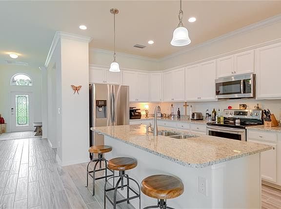 4th image of 9578 Mirada Blvd