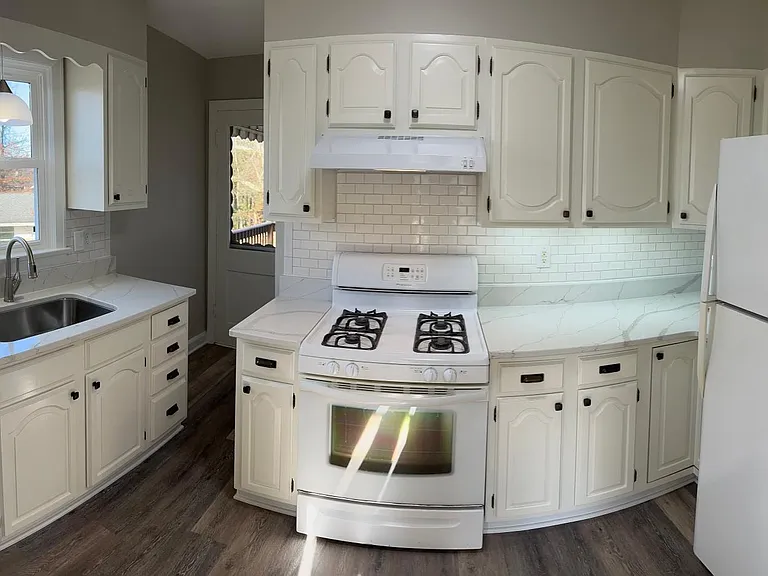 481 Kiwanis Ave — Photo 4