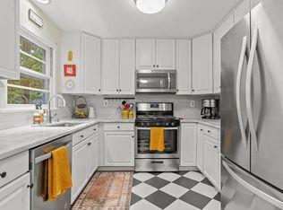 2616 Shelby Ct, Falls Church, VA 22043
