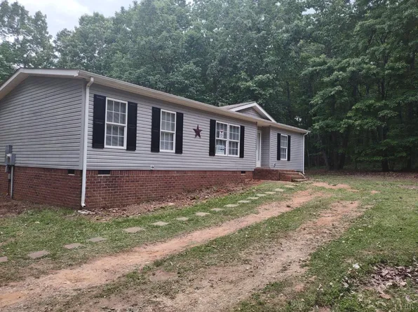 6007 Carters Mill Rd, Huddleston, VA 24104
