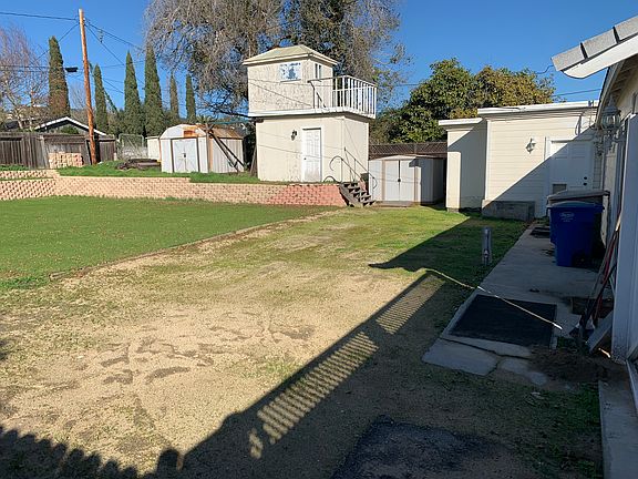 5th image of 108 Mission Dr