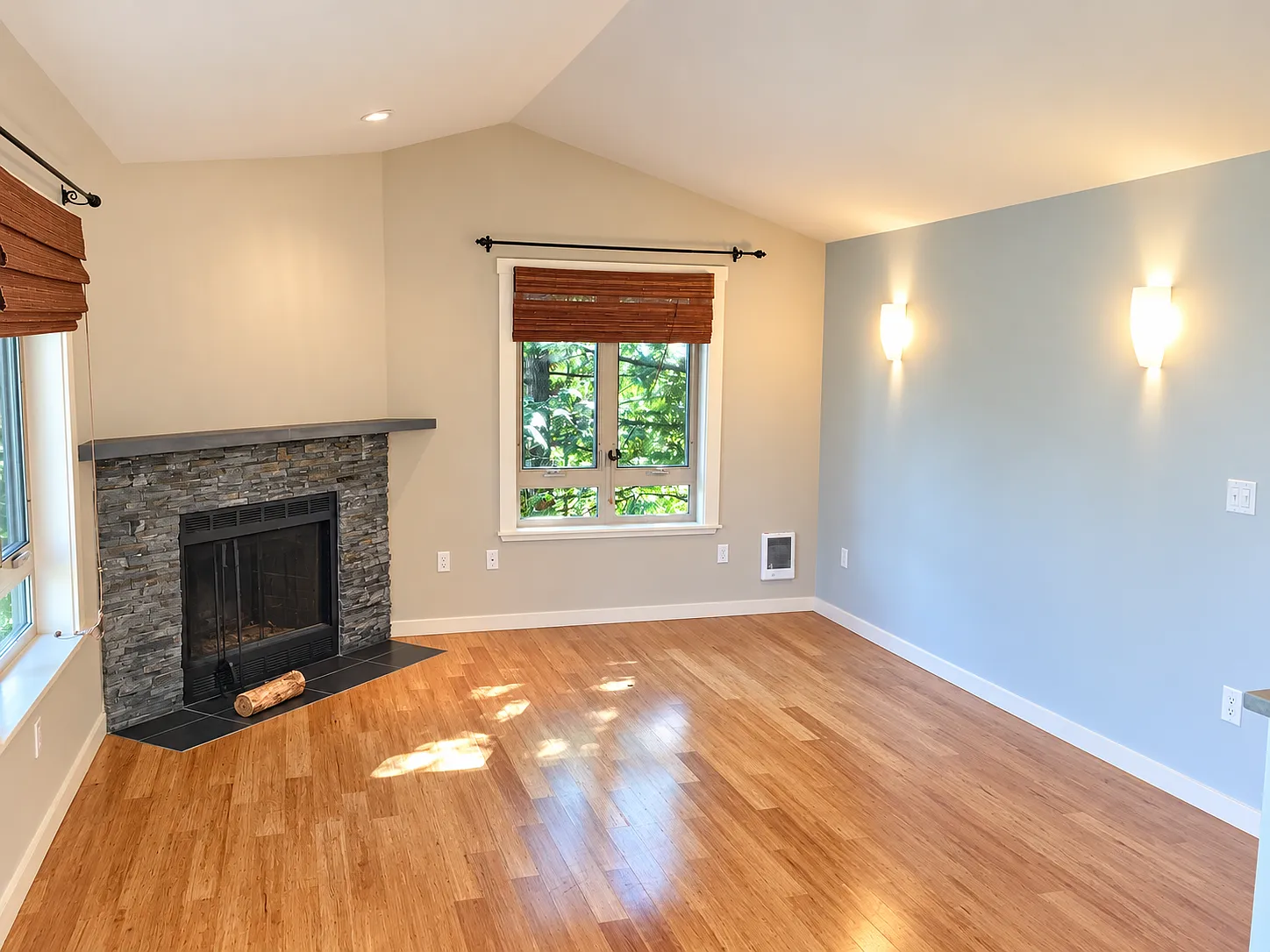 15155 NE 82nd St — Photo 3