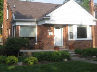 9602 Cavell St, Livonia, MI 48150