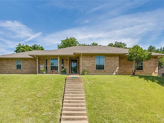 4th image of 8824 Hidden Hill Dr