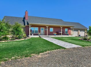 1120 N Tieton Rd, Tieton, WA 98947