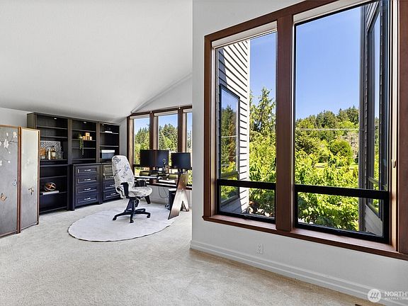 5th image of 16306 Valhalla Drive