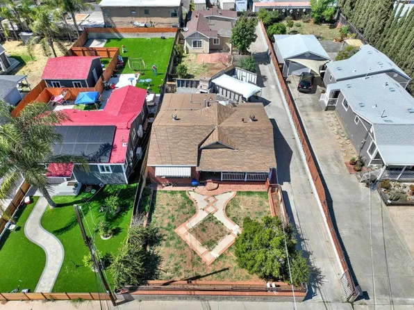 1336 Peach Ave, El Cajon, CA 92021