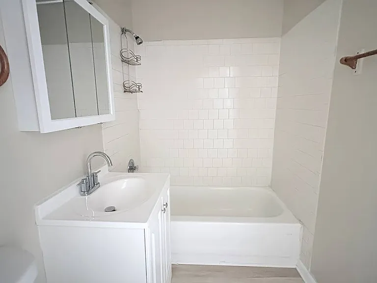 4241 Jennifer Ln #1A — Photo 18