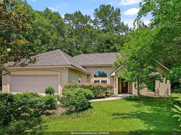 323 Autumn Woods Dr, Covington, LA 70433