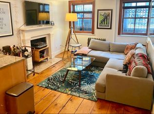 106 Perry St #1, New York, NY 10014