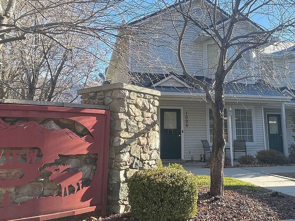 2nd image of 1010 Sara Ln