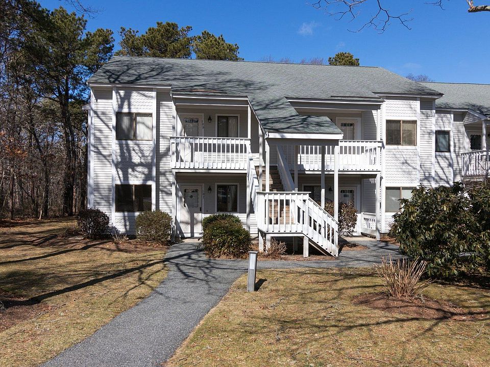 1st image of 107 Eaton Lane #107