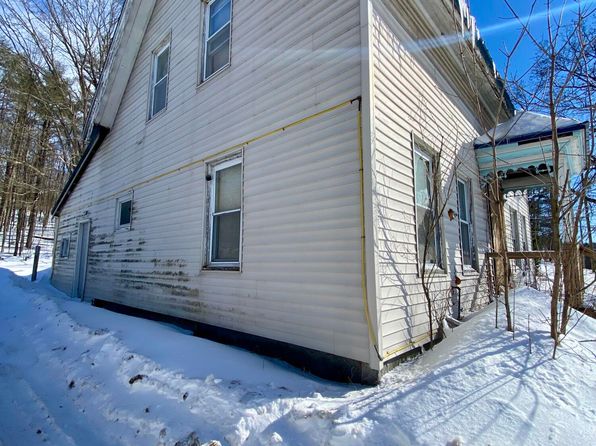 2509 Auburn Road, Turner, ME 04282