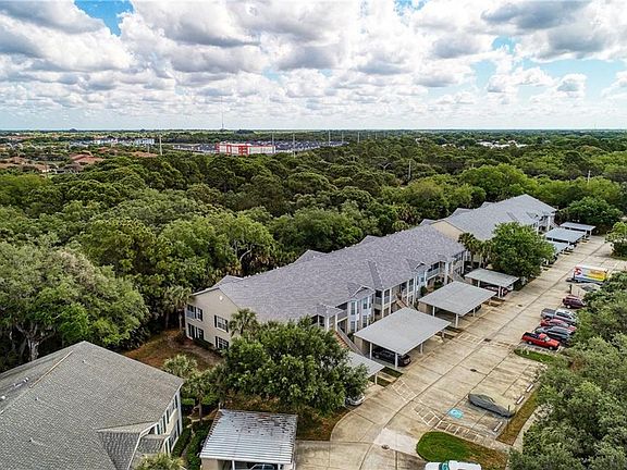 5th image of 318 Clearbrook Cir Unit 204