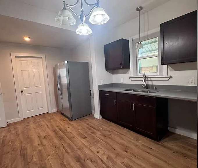 1200 W Summit Ave — Photo 7