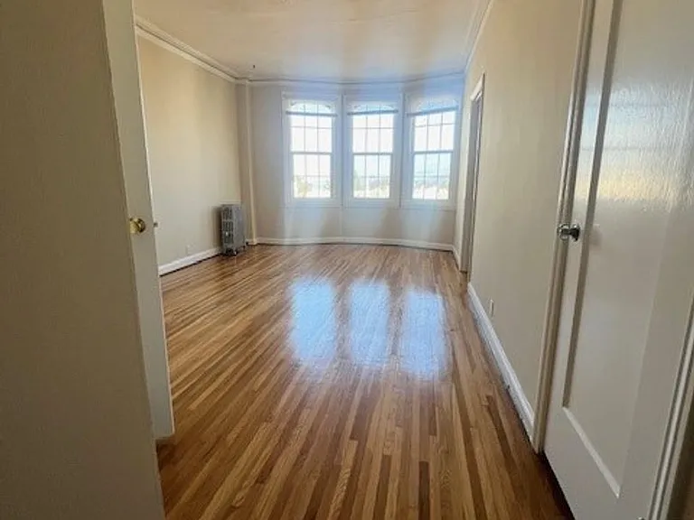 1701 Vallejo St — Photo 5